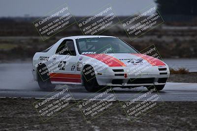 media/Nov-15-2025-CalClub SCCA (Sat) [[7bfa5a7151]]/Race/Group 6/